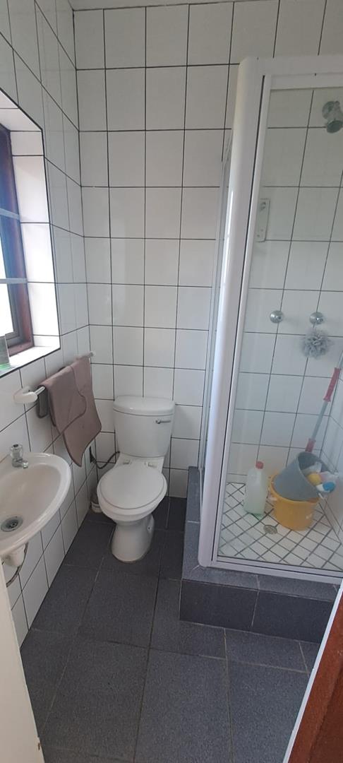 To Let 1 Bedroom Property for Rent in Summerstrand Eastern Cape